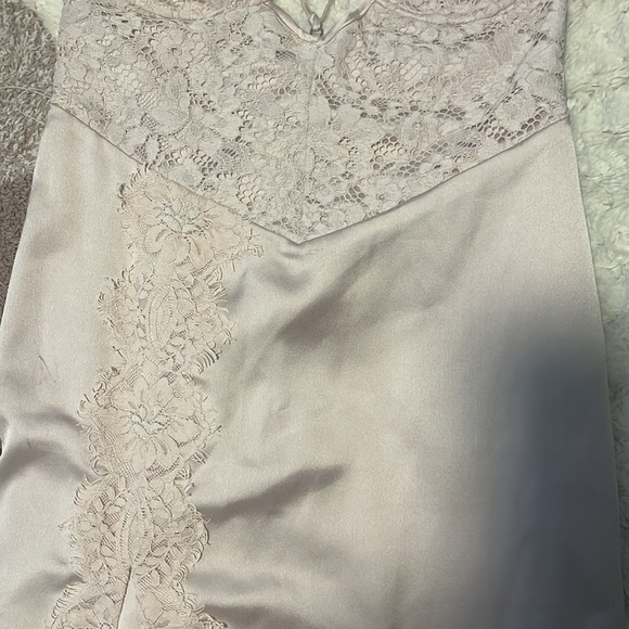 HOUSE OF CB 'Georgia' Crystal Satin and Lace Midi Dress cutout Size M - Picture 5 of 10
